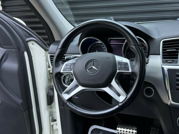 mercedes-benz-ml250-diesel-2012-big-12