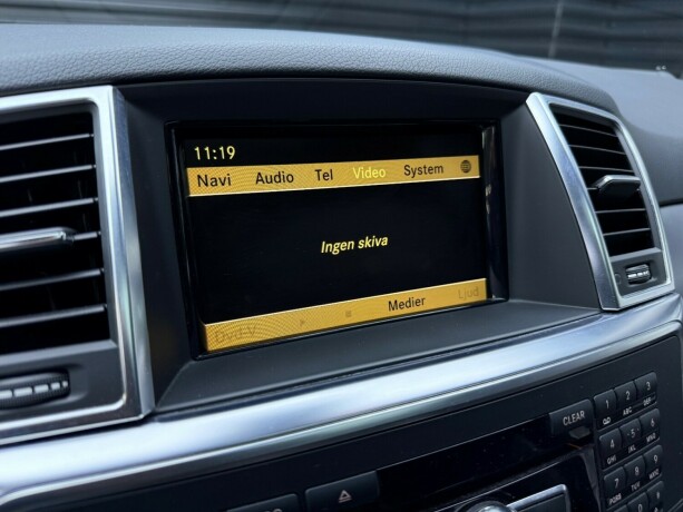mercedes-benz-ml250-diesel-2012-big-22