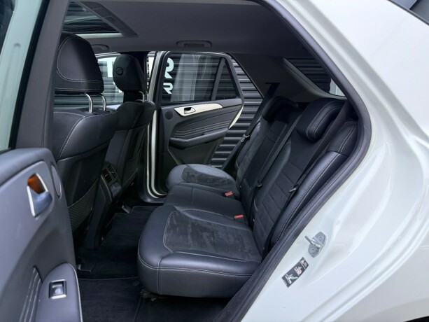mercedes-benz-ml250-diesel-2012-big-30