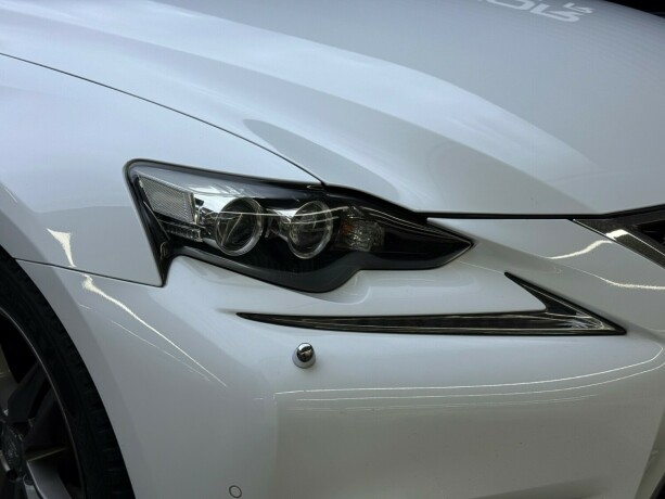lexus-is300h-elektrisitetbensin-2013-big-3
