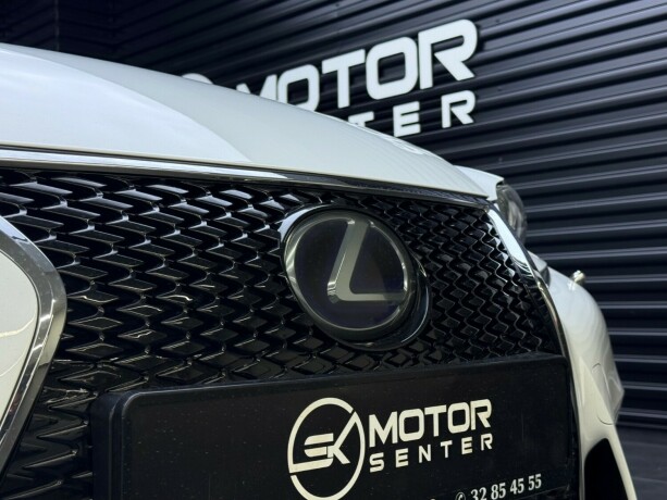 lexus-is300h-elektrisitetbensin-2013-big-4