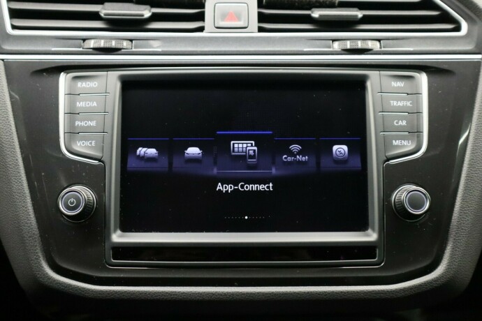 volkswagen-tiguan-diesel-2017-big-19