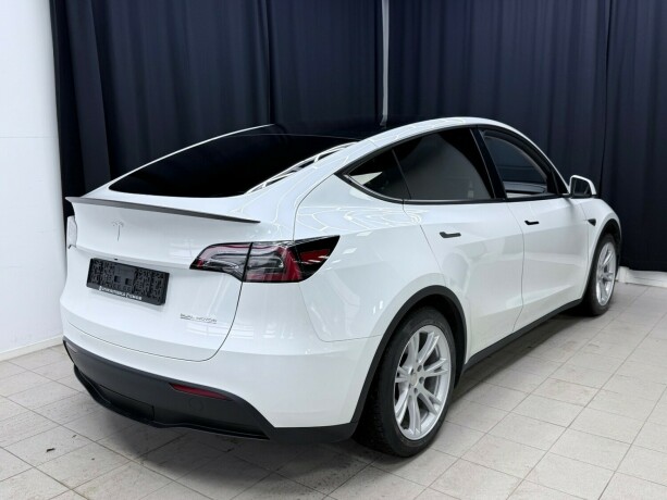 tesla-model-y-elektrisitet-2023-big-5