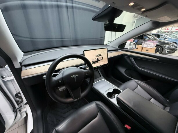 tesla-model-y-elektrisitet-2023-big-12