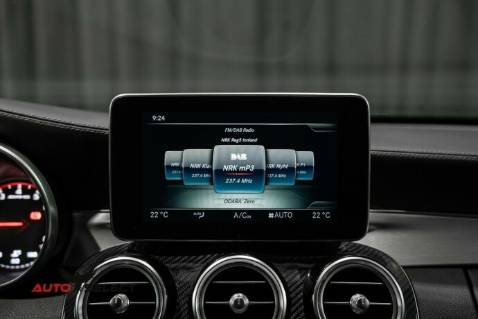 mercedes-benz-c63-bensin-2015-big-45
