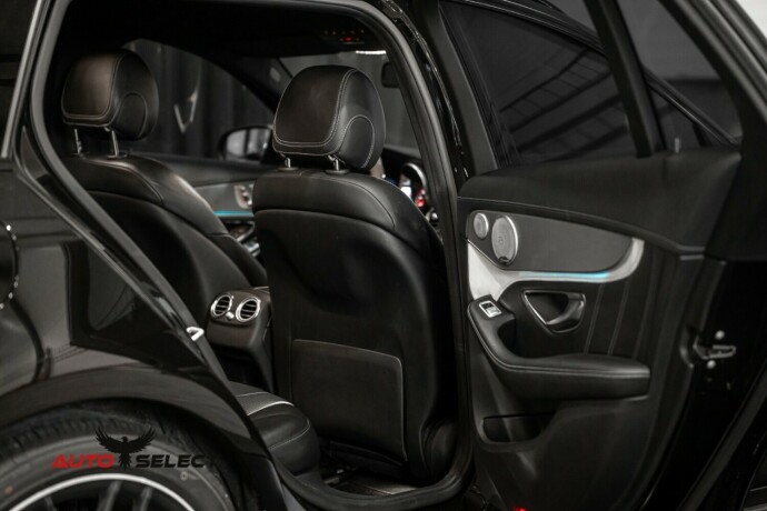 mercedes-benz-c63-bensin-2015-big-15