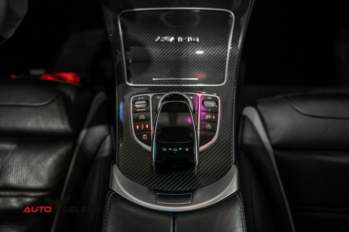 mercedes-benz-c63-bensin-2015-big-40
