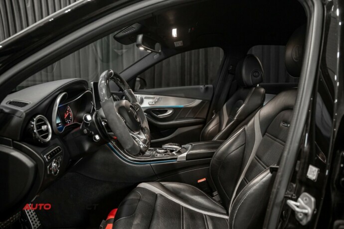 mercedes-benz-c63-bensin-2015-big-28