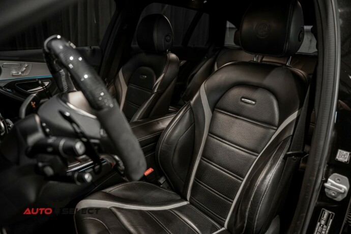 mercedes-benz-c63-bensin-2015-big-29
