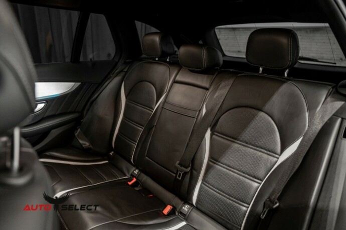 mercedes-benz-c63-bensin-2015-big-19