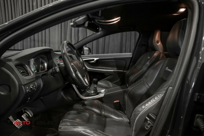 volvo-v60-diesel-2014-big-19