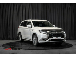 Mitsubishi | Outlander | Elektrisitet+bensin | 2020