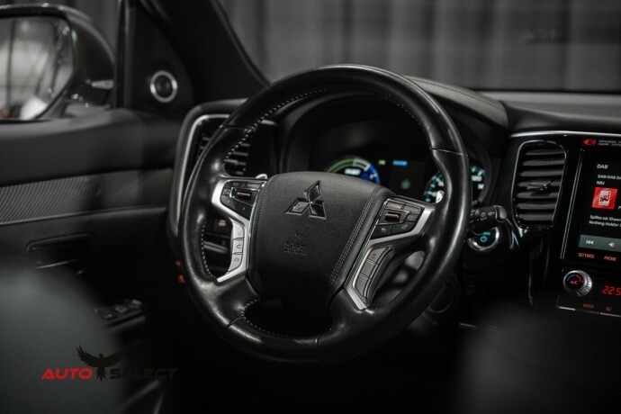 mitsubishi-outlander-elektrisitetbensin-2020-big-24