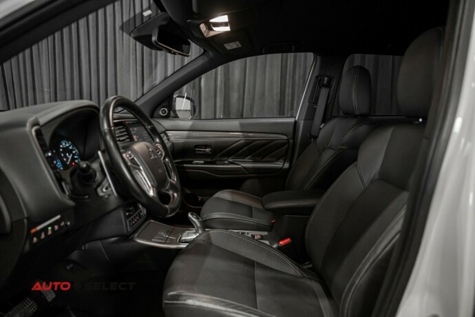 mitsubishi-outlander-elektrisitetbensin-2020-big-22