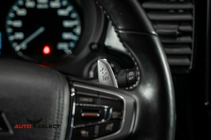 mitsubishi-outlander-elektrisitetbensin-2020-big-31