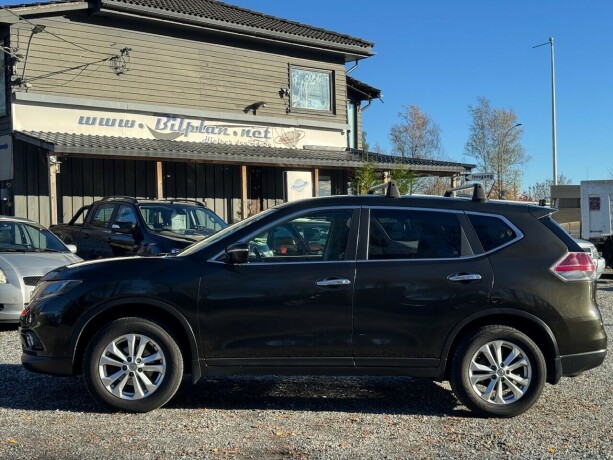 nissan-x-trail-diesel-2015-big-3