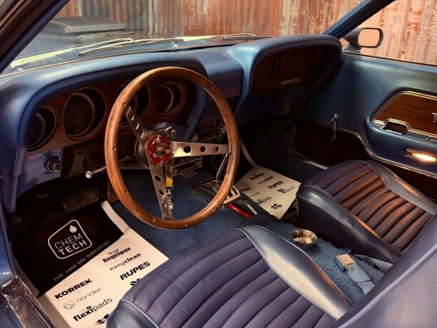 ford-mustang-bensin-1970-big-22