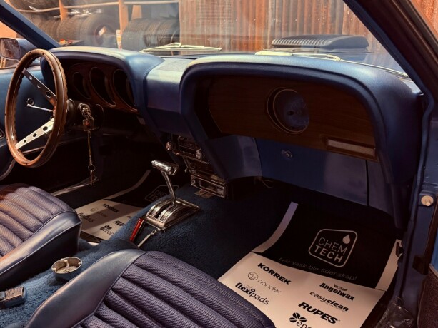 ford-mustang-bensin-1970-big-30