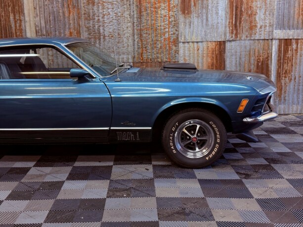 ford-mustang-bensin-1970-big-2