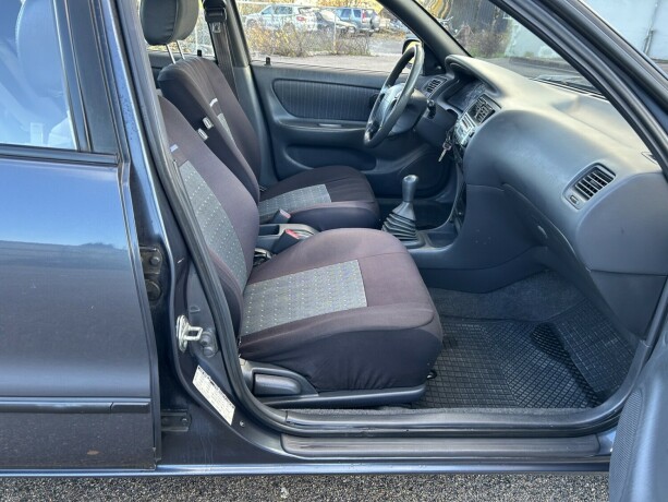 toyota-corolla-bensin-1996-big-10