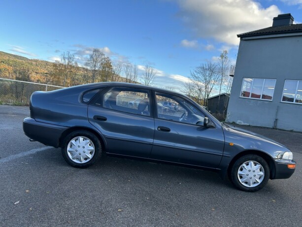 toyota-corolla-bensin-1996-big-7