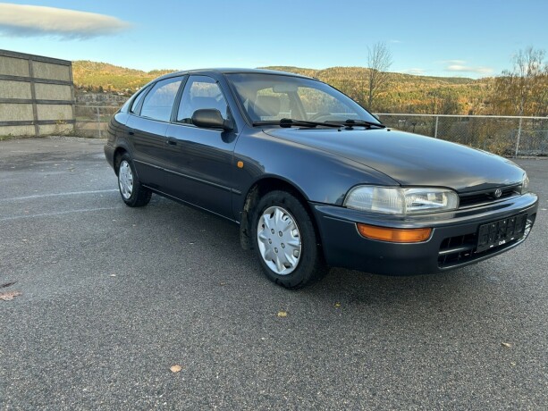 toyota-corolla-bensin-1996-big-0