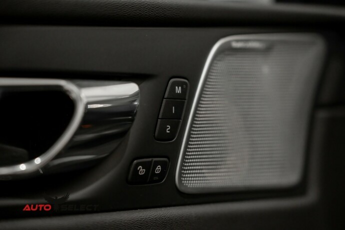 volvo-xc-60-elektrisitetbensin-2017-big-22