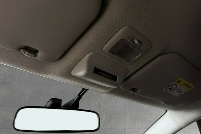 mitsubishi-space-star-bensin-2013-big-19