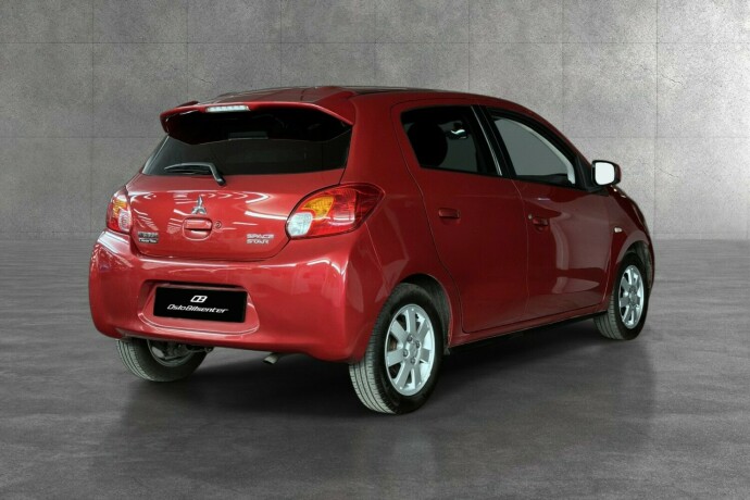 mitsubishi-space-star-bensin-2013-big-5