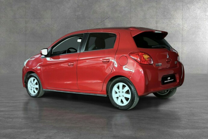 mitsubishi-space-star-bensin-2013-big-3