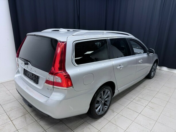 volvo-v70-diesel-2014-big-8