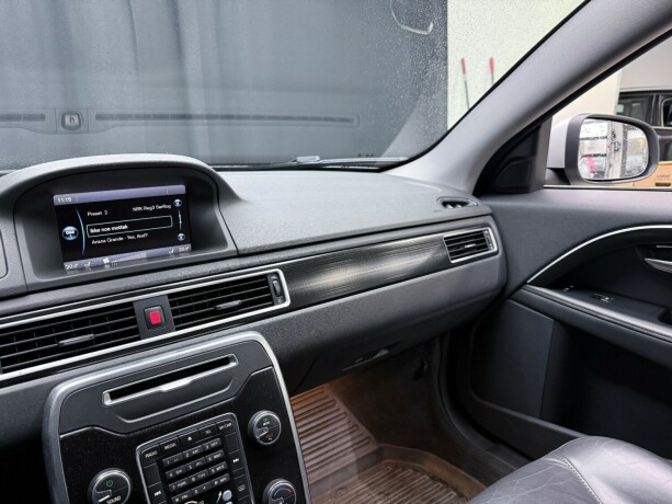 volvo-v70-diesel-2014-big-27