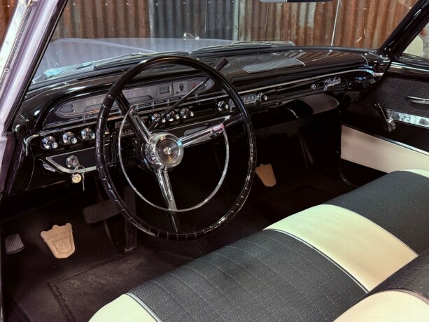 ford-galaxie-bensin-1961-big-20