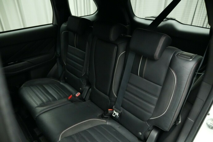 mitsubishi-outlander-elektrisitetbensin-2018-big-52