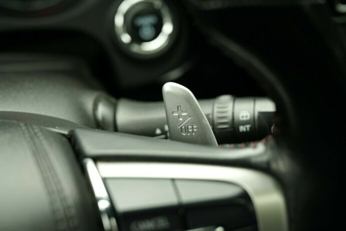 mitsubishi-outlander-elektrisitetbensin-2018-big-28