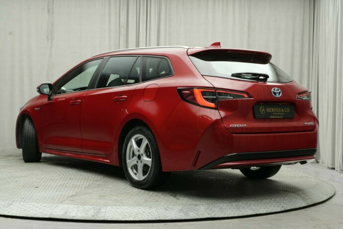 toyota-corolla-elektrisitetbensin-2021-big-2