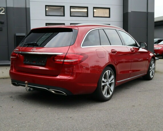 mercedes-benz-c350-e-elektrisitetbensin-2016-big-3