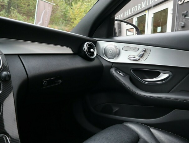 mercedes-benz-c350-e-elektrisitetbensin-2016-big-16