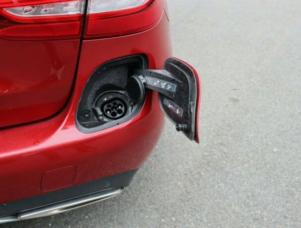 mercedes-benz-c350-e-elektrisitetbensin-2016-big-20