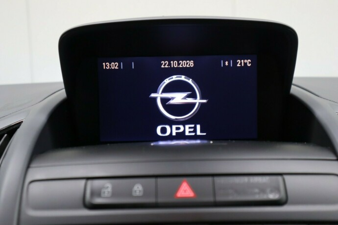 opel-zafira-tourer-bensin-2012-big-46