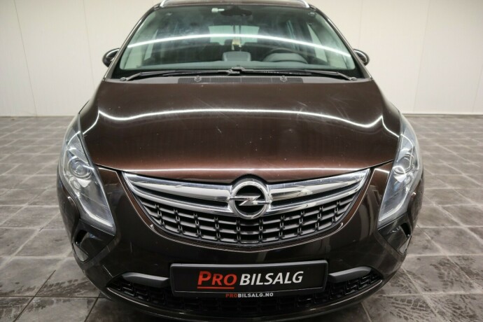opel-zafira-tourer-bensin-2012-big-8