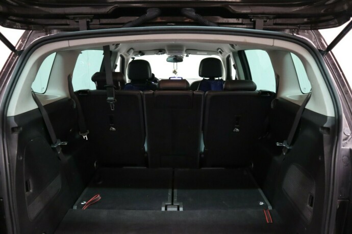 opel-zafira-tourer-bensin-2012-big-18