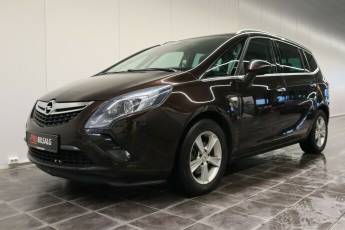opel-zafira-tourer-bensin-2012-big-4
