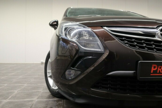opel-zafira-tourer-bensin-2012-big-9