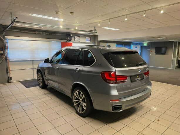 bmw-x5-plug-in-petrol-2017-big-6