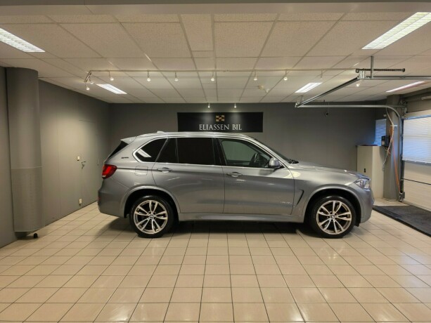 bmw-x5-plug-in-petrol-2017-big-3
