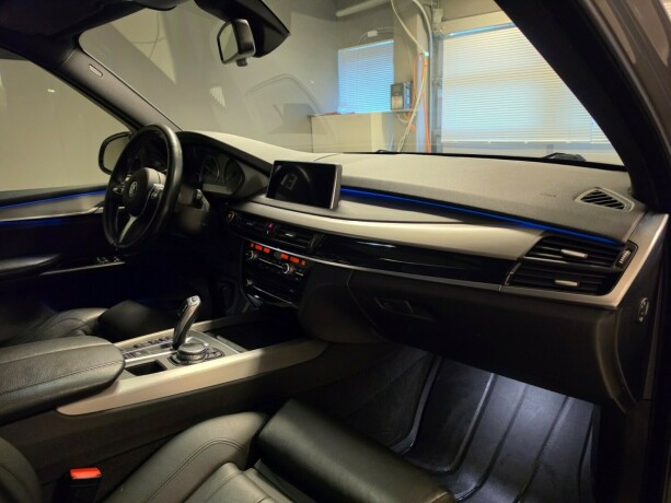 bmw-x5-plug-in-petrol-2017-big-14