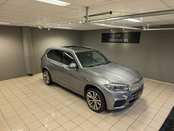 bmw-x5-plug-in-petrol-2017-big-1