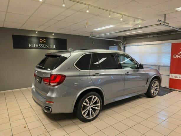 bmw-x5-plug-in-petrol-2017-big-4