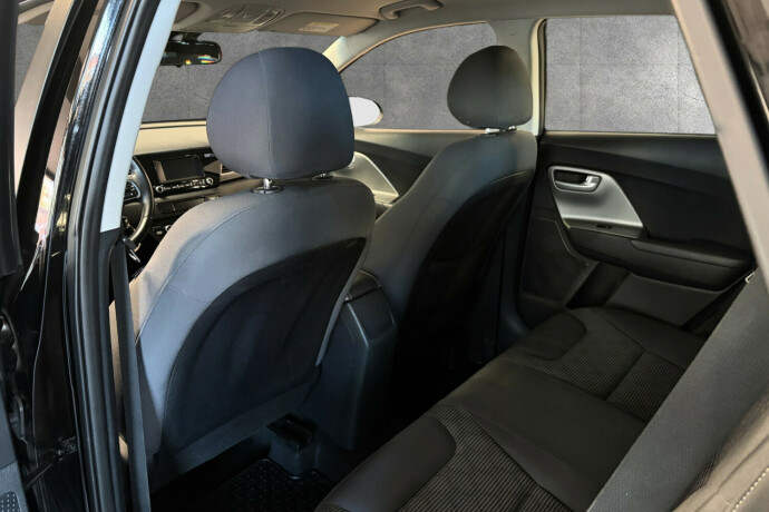 kia-niro-elektrisitetbensin-2017-big-8